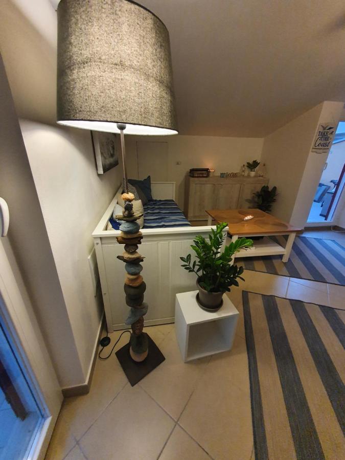 Bella Alba Apartment On The Beach อัลบา อาดริอาติกา ภายนอก รูปภาพ